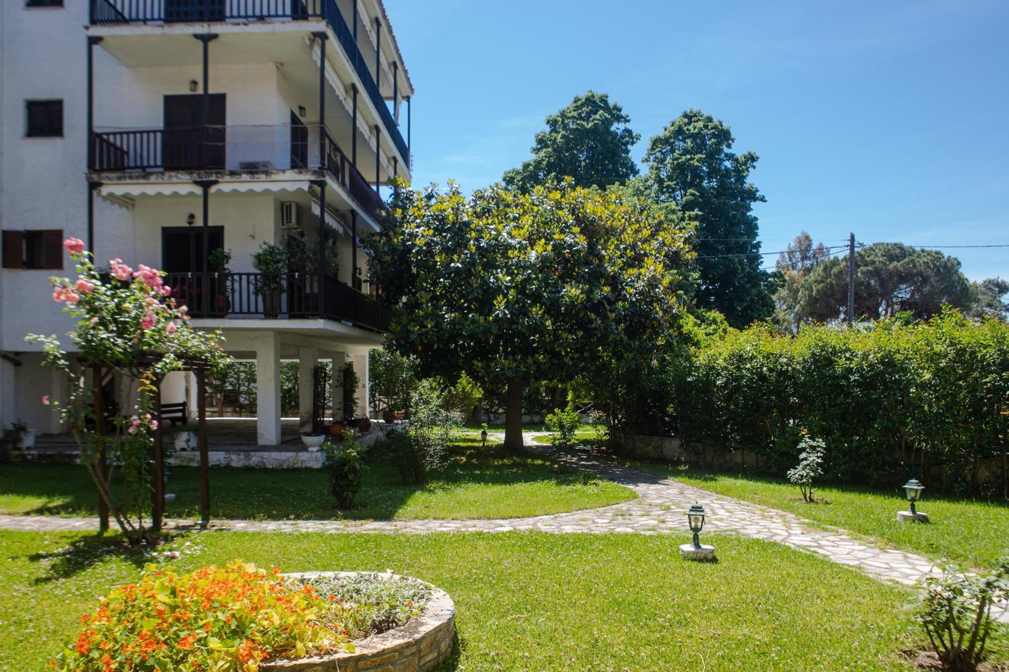 Kalifteri Beach House Áfissos Esterno foto